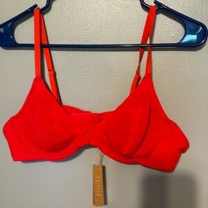 Skims Ruby red bra 💥🔥🔥42a